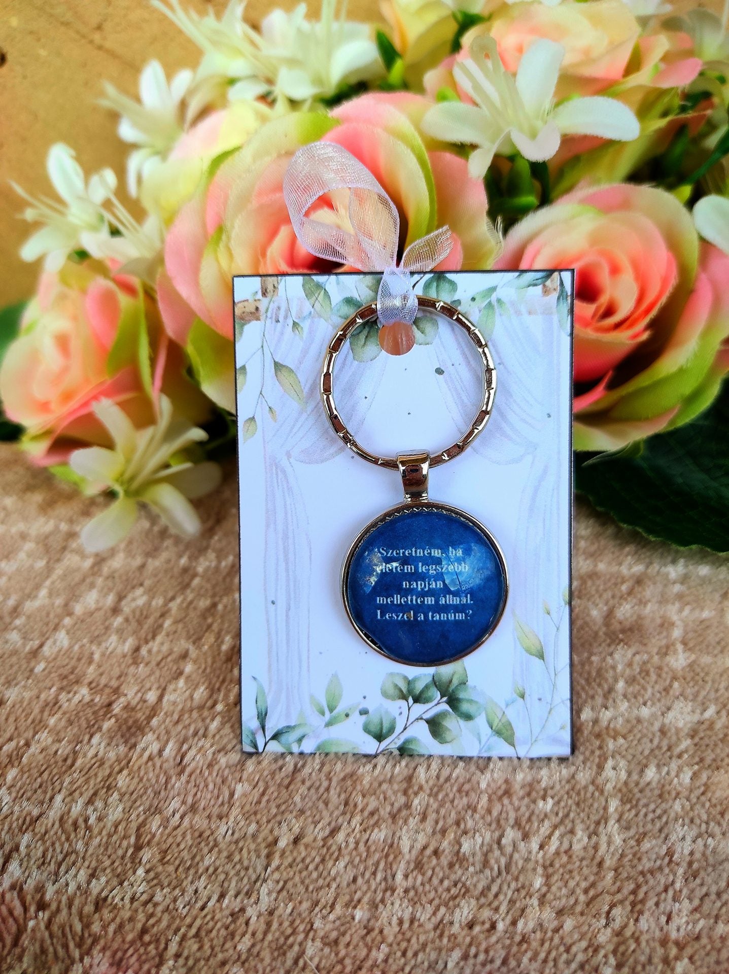 Kék tanúfelkérő kulcstartó